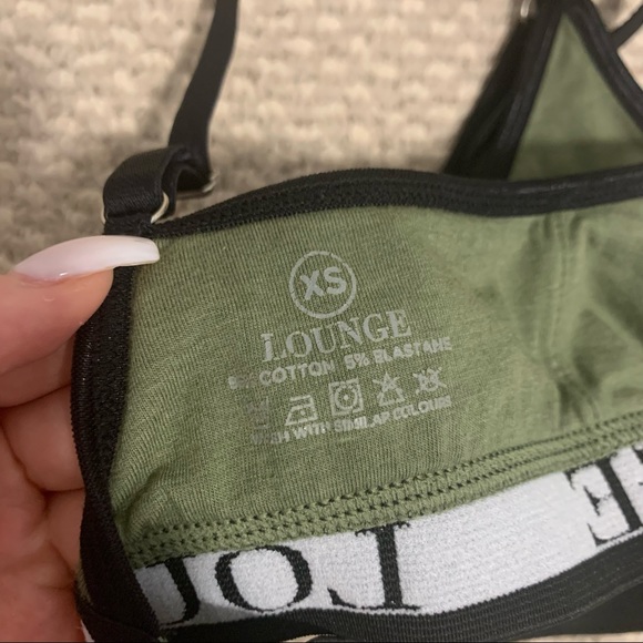 LOUNGE UNDERWEAR top - Picture 3 of 3